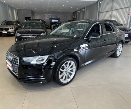 Audi A4 2018 Preto — foto 1 de 3