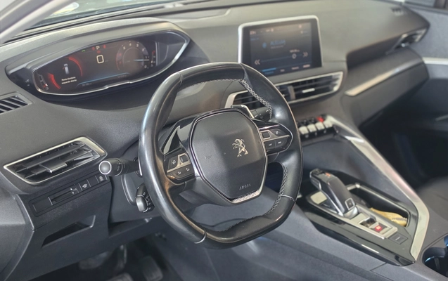imagem-https://www.socarrao.com.br/sc-vehicle-images-prod/3149950/1786468617030-1_024406.jpg