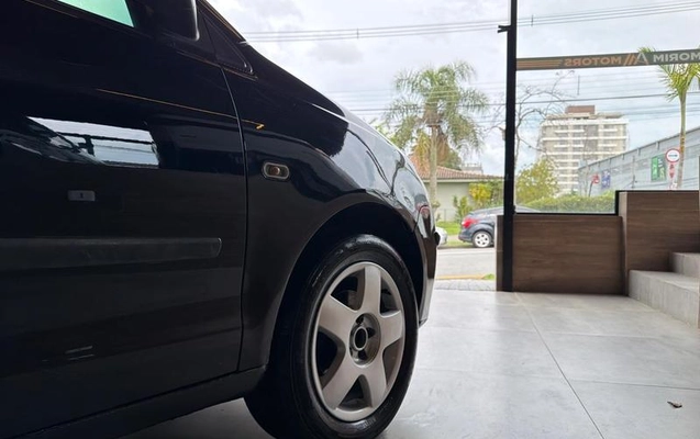 imagem-https://www.socarrao.com.br/sc-vehicle-images-prod/3150166/1792263925306-8344013_12_B_88caf13d11.jpeg