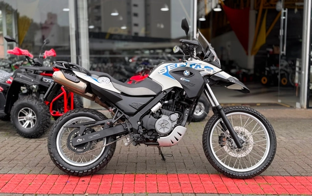 imagem-https://www.socarrao.com.br/sc-vehicle-images-prod/3150432/1786469930635-2627f3f18b2b406b9e332a306f8c1dab_1786469866360.jpg