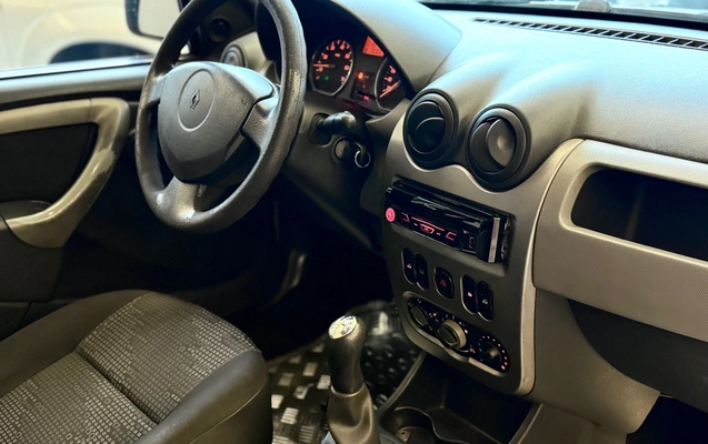 imagem-https://www.socarrao.com.br/sc-vehicle-images-prod/3150565/1789414087905-8d45fe9c435d4e9d95e7164e87a2a2c5_1786110368122.jpg