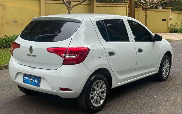 imagem-https://www.socarrao.com.br/sc-vehicle-images-prod/3150607/1787668604204-8319537_15_B_c85b36be6c.jpeg