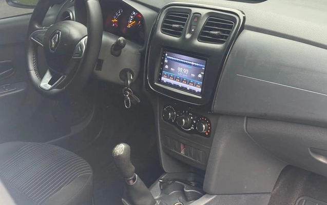imagem-https://www.socarrao.com.br/sc-vehicle-images-prod/3150607/1787668604211-8319537_7_B_12924520b7.jpeg