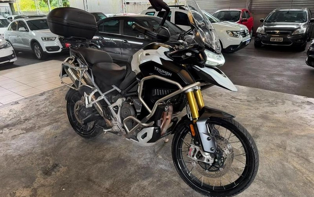 imagem-https://www.socarrao.com.br/sc-vehicle-images-prod/3150621/1787930059052-8368918_19_B_f3ea044c8a.jpeg