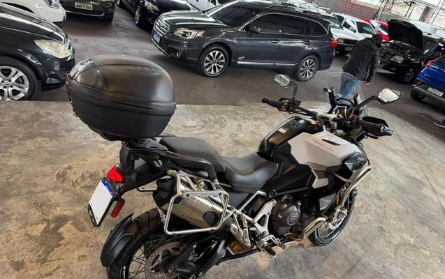 imagem-https://www.socarrao.com.br/sc-vehicle-images-prod/3150621/1787930059064-8368918_4_B_9a8111d4f5.jpeg