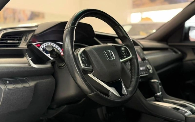 imagem-https://www.socarrao.com.br/sc-vehicle-images-prod/3150647/1789496042482-8368951_1_B_d5b7875a29.jpeg