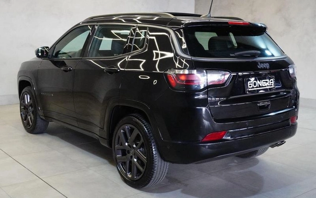 imagem-https://www.socarrao.com.br/sc-vehicle-images-prod/3150659/1789161995777-8332840_1_B_3bfbc66a80.jpeg