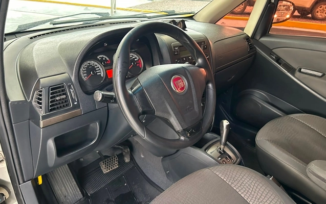 imagem-https://www.socarrao.com.br/sc-vehicle-images-prod/3150679/1786470735273-26d66d3cdc3d493f974688692dc07583_1785170597439.jpg