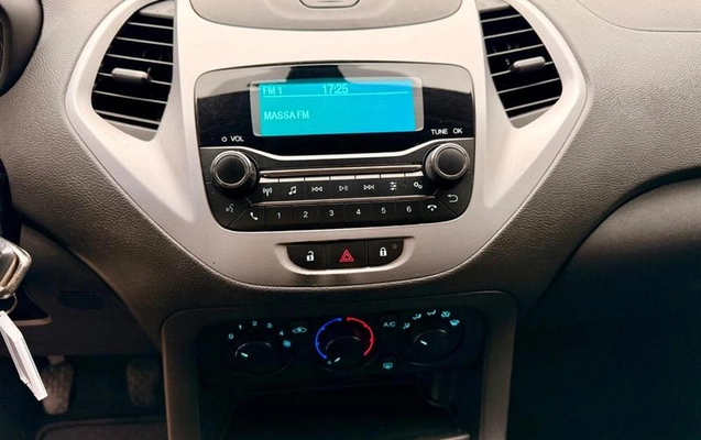 imagem-https://www.socarrao.com.br/sc-vehicle-images-prod/3150699/1788377347373-8368869_15_B_81dc35fcb8.jpeg