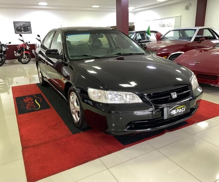 Honda Accord 1997 Preto — foto 1 de 3
