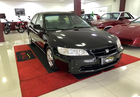 Honda Accord 1997 Preto — foto 1 de 3