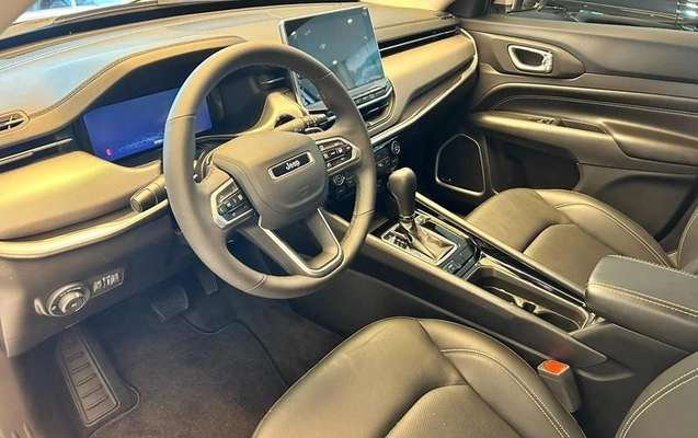 imagem-https://www.socarrao.com.br/sc-vehicle-images-prod/3150742/1787257008156-8369012_6_B_d0a41f1c43.jpeg