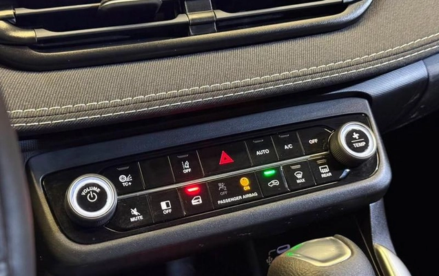 imagem-https://www.socarrao.com.br/sc-vehicle-images-prod/3150872/1789127205494-8363754_6_B_3054a445b8.jpeg