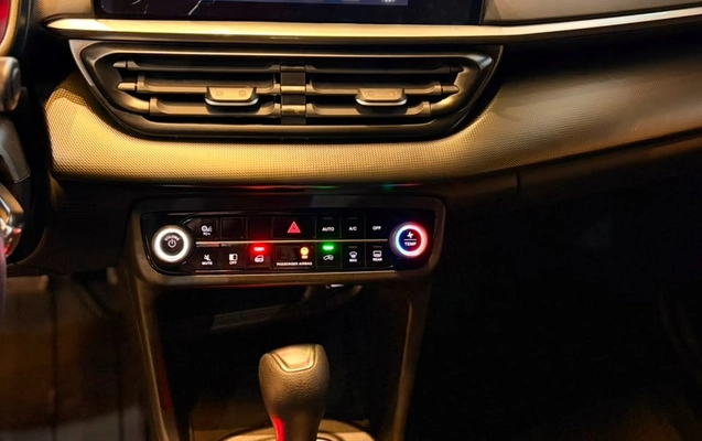 imagem-https://www.socarrao.com.br/sc-vehicle-images-prod/3150883/1786471349875-6e72d8fd-a5c4-4feb-9cf8-336890d1fe17.jpg