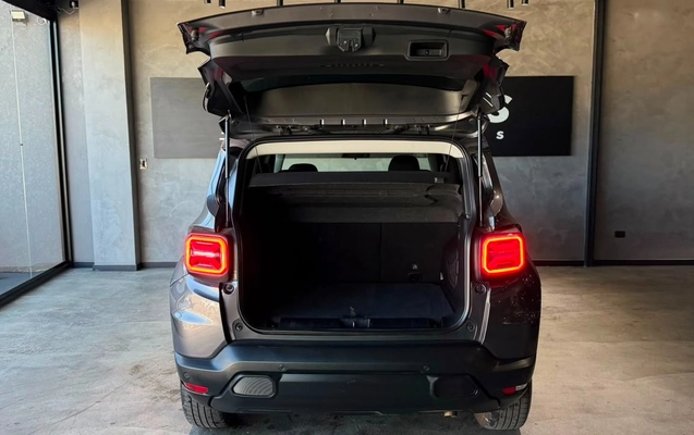 imagem-https://www.socarrao.com.br/sc-vehicle-images-prod/3151302/1786473394601-7f303efb-3bad-4505-9362-41d7888e8bf6.jpg