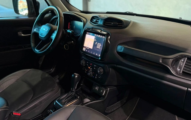imagem-https://www.socarrao.com.br/sc-vehicle-images-prod/3151302/1786473394605-94d3d1b4-16d4-466f-9cd8-c7445b301381.jpg