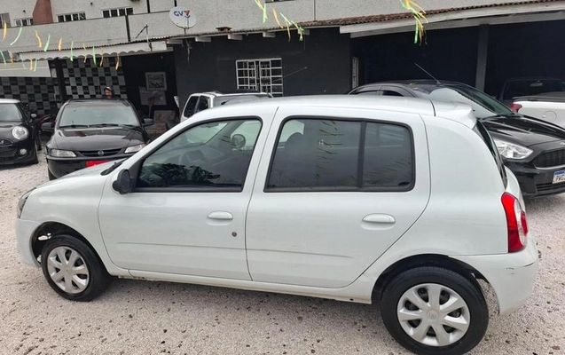 imagem-https://www.socarrao.com.br/sc-vehicle-images-prod/3151372/1786472693126-8369205_8_B_ec3831ff75.jpeg