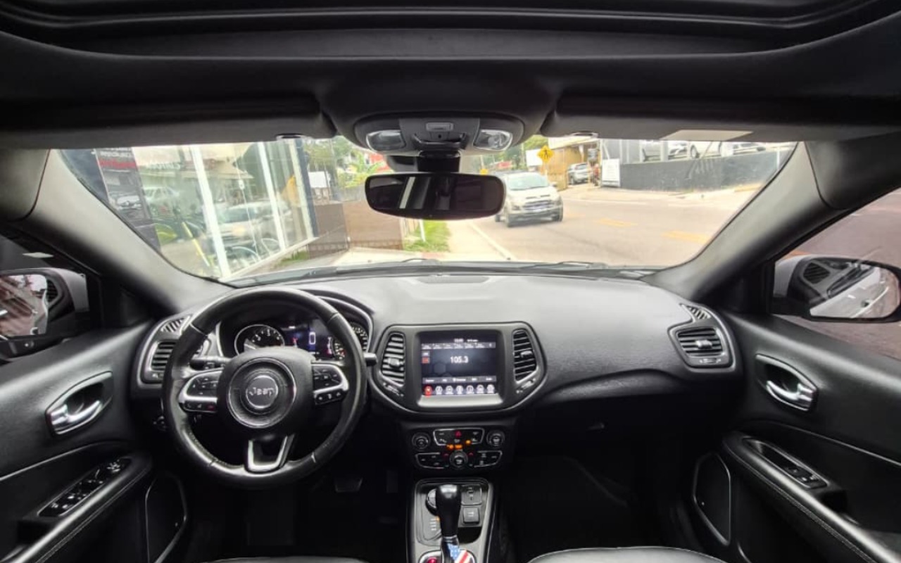 imagem-https://www.socarrao.com.br/sc-vehicle-images-prod/3151494/1786472669894-RSA1LnBuZw.png