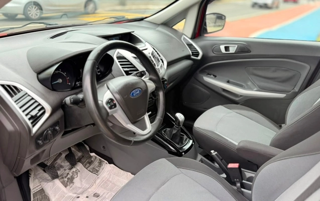 imagem-https://www.socarrao.com.br/sc-vehicle-images-prod/3151564/1789677551625-b7t0qSPo7dXFTjCwFjCRAbB9NjSSvMVW.jpg