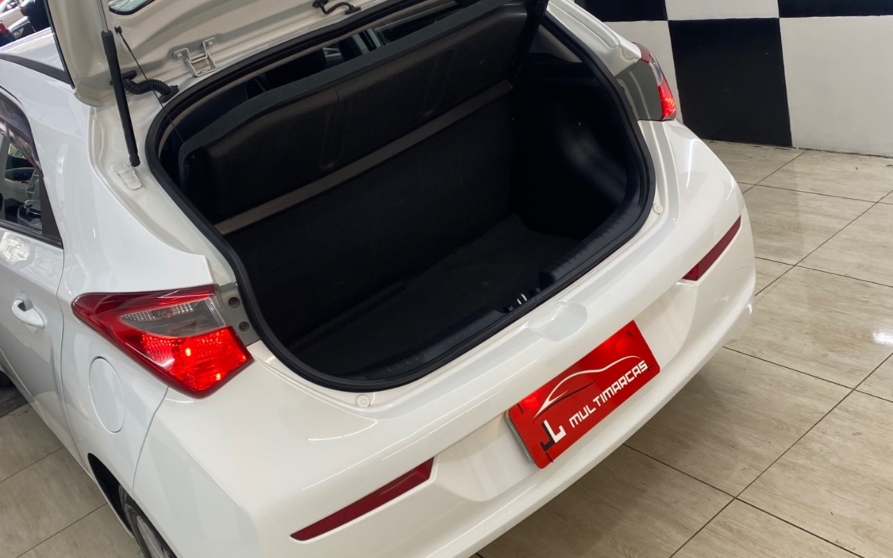 imagem-https://www.socarrao.com.br/sc-vehicle-images-prod/3152055/1786473874753-SU1HXzA5MDAuanBlZw.jpeg