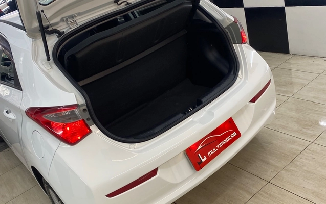 imagem-https://www.socarrao.com.br/sc-vehicle-images-prod/3152055/1786473874753-SU1HXzA5MDAuanBlZw.jpeg