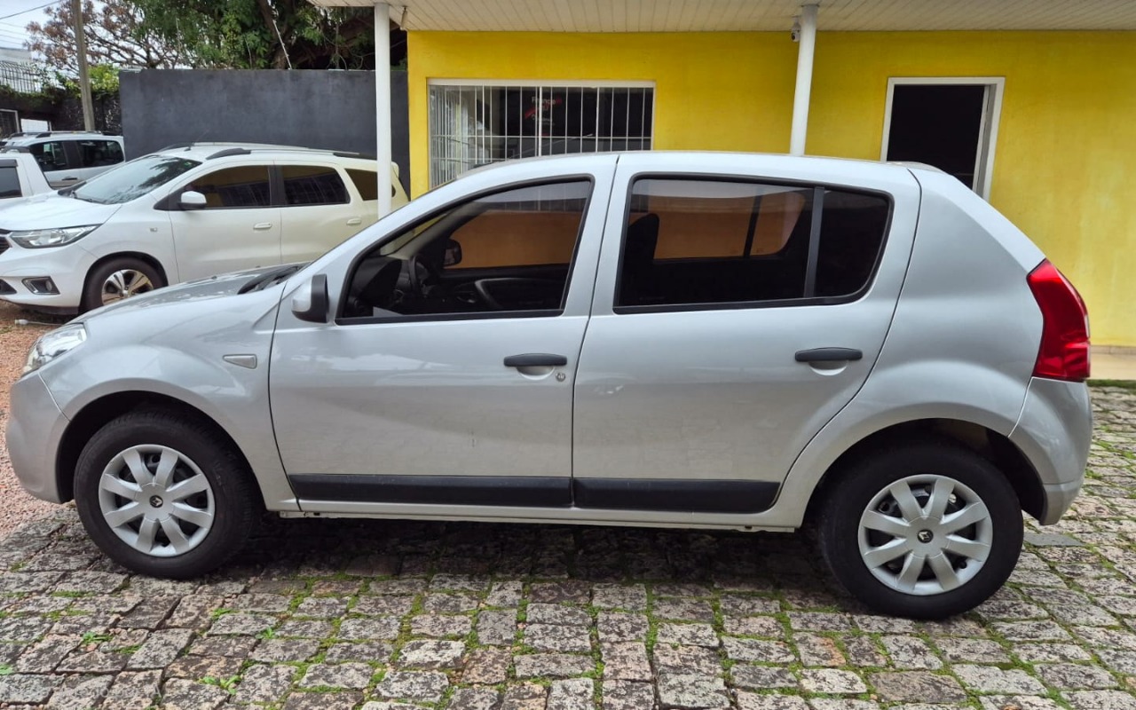 imagem-https://www.socarrao.com.br/sc-vehicle-images-prod/3152176/1786474359388-V2hhdHNBcHAgSW1hZ2UgMjAyNi0wOC0xMSBhdCAxNS4xMC4zNyAoMykuanBlZw.jpeg