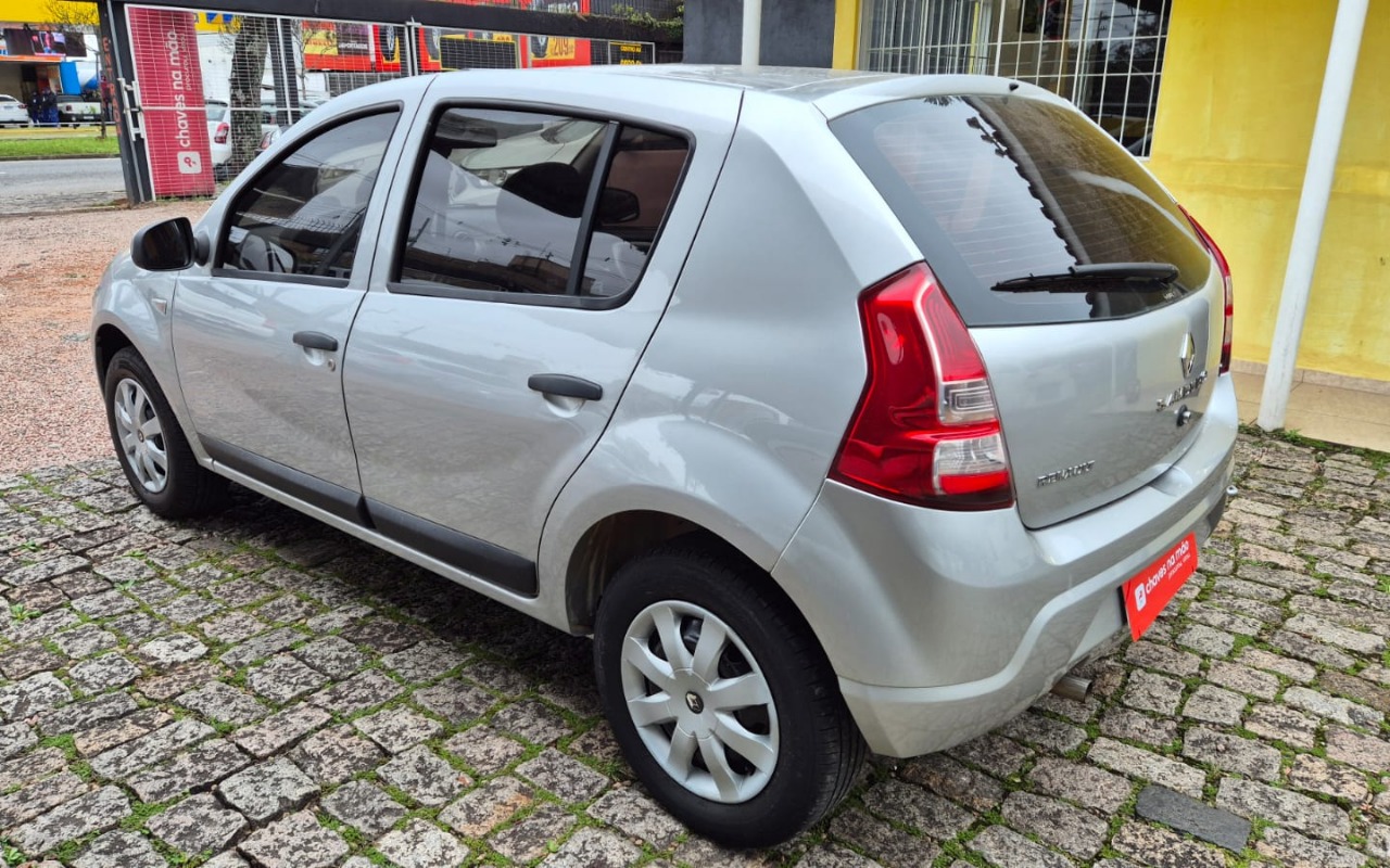 imagem-https://www.socarrao.com.br/sc-vehicle-images-prod/3152176/1786474359493-V2hhdHNBcHAgSW1hZ2UgMjAyNi0wOC0xMSBhdCAxNS4xMC4zNyAoMikuanBlZw.jpeg
