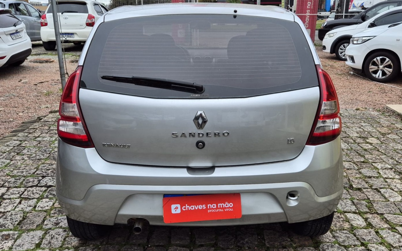 imagem-https://www.socarrao.com.br/sc-vehicle-images-prod/3152176/1786474359613-V2hhdHNBcHAgSW1hZ2UgMjAyNi0wOC0xMSBhdCAxNS4xMC4zNyAoMSkuanBlZw.jpeg