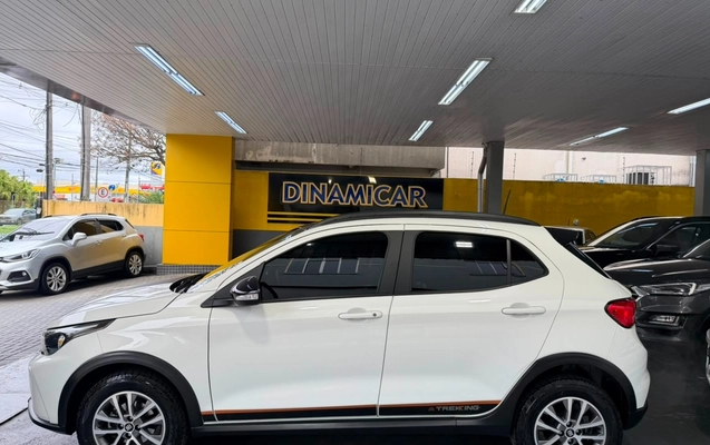 imagem-https://www.socarrao.com.br/sc-vehicle-images-prod/3152343/1786474814641-Mi5qcGVn.jpeg