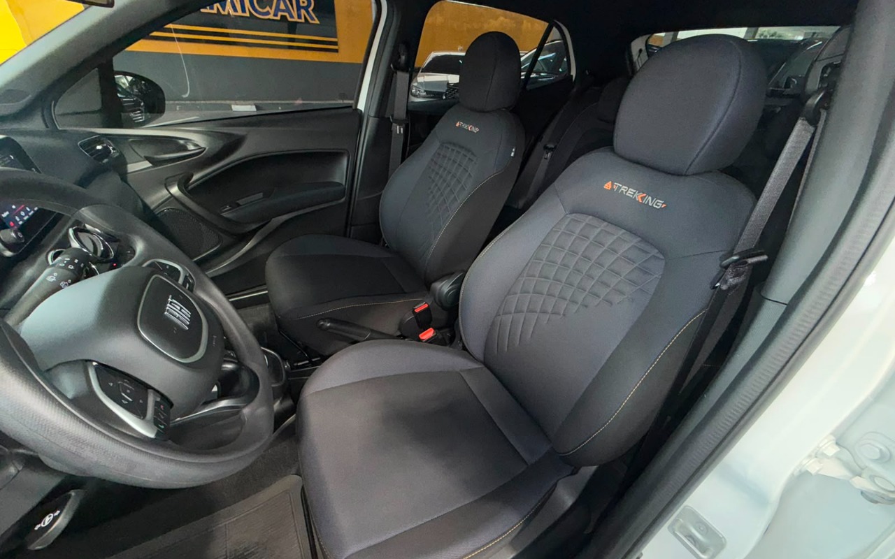 imagem-https://www.socarrao.com.br/sc-vehicle-images-prod/3152343/1786474816539-MjEuanBlZw.jpeg
