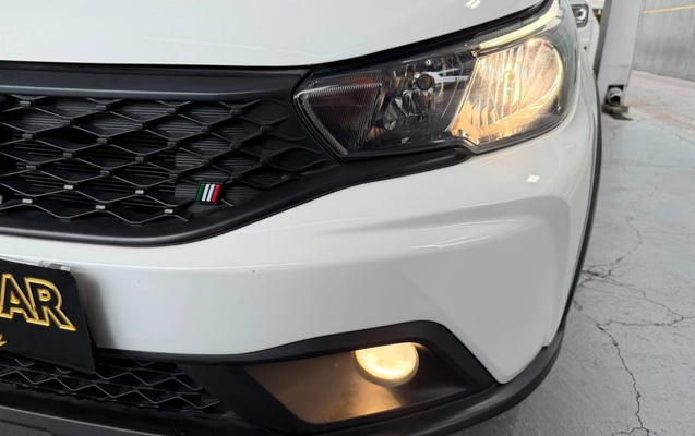 imagem-https://www.socarrao.com.br/sc-vehicle-images-prod/3152343/1786474816617-MjIuanBlZw.jpeg