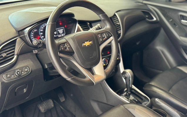 imagem-https://www.socarrao.com.br/sc-vehicle-images-prod/3152364/1786474836850-febc384121084d5eb329bf135eadc93b_1785854895739.jpg