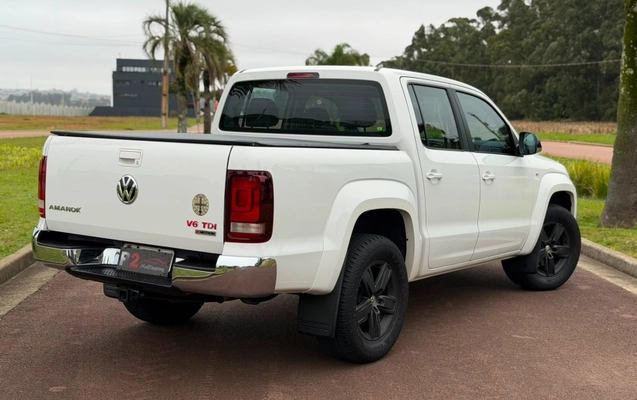 imagem-https://www.socarrao.com.br/sc-vehicle-images-prod/3152588/1786475490656-sYga8T51OXAuF8uDdkIM3tnzsWlPUbIr.jpg