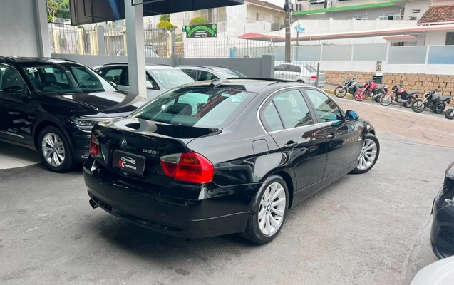 imagem-https://www.socarrao.com.br/sc-vehicle-images-prod/3152812/1789568951347-gb-fbfbcf6.jpeg