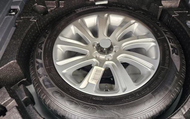 imagem-https://www.socarrao.com.br/sc-vehicle-images-prod/3152933/1786997005465-V2hhdHNBcHAgSW1hZ2UgMjAyNi0wOC0xNyBhdCAxNi40Ni40NCAoMikuanBlZw.jpeg
