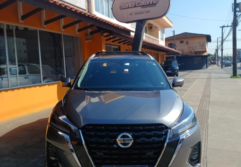 Nissan KICKS 2022 Cinza — foto 1 de 3