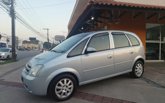 imagem-https://www.socarrao.com.br/sc-vehicle-images-prod/3153025/1787086963170-app-photos-IMMbcQcyMuQncla9r00uQ5GVPnwcYJD6.jpg