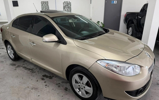 imagem-https://www.socarrao.com.br/sc-vehicle-images-prod/3153069/1786476658821-NGRjZWZiODUtMzk4NC00MTU0LTljYjgtM2UzYTJkZGNhYzIxLmpwZw.jpg