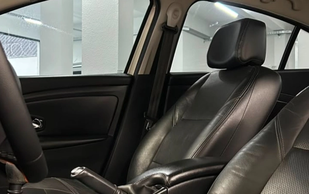 imagem-https://www.socarrao.com.br/sc-vehicle-images-prod/3153069/1786476659221-ZDAzZDgzNGItYTNjOS00NzA5LWJkMjItZjljZWMwMjQ0YjNjLmpwZw.jpg