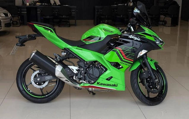 imagem-https://www.socarrao.com.br/sc-vehicle-images-prod/3153093/1789586731474-8359532_1_B_34e8fa0967.jpeg