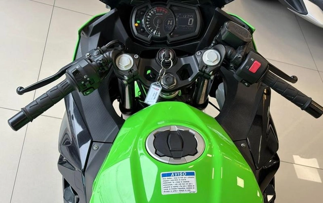 imagem-https://www.socarrao.com.br/sc-vehicle-images-prod/3153093/1789586731481-8359532_0_B_171e8df0a7.jpeg