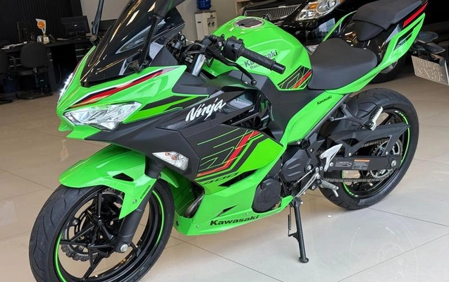 imagem-https://www.socarrao.com.br/sc-vehicle-images-prod/3153093/1789586731483-8359532_10_B_d7b784b452.jpeg