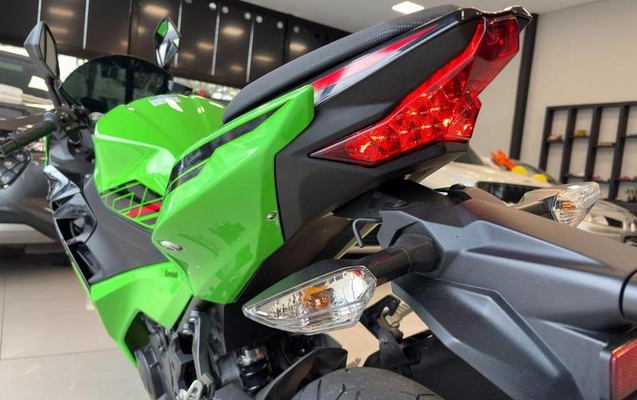 imagem-https://www.socarrao.com.br/sc-vehicle-images-prod/3153093/1789586731494-8359532_8_B_d4d3fb06cd.jpeg