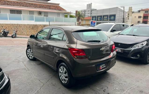 imagem-https://www.socarrao.com.br/sc-vehicle-images-prod/3153223/1789062709853-gb-a54804b.jpeg