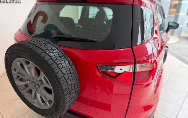 imagem-https://www.socarrao.com.br/sc-vehicle-images-prod/3153229/1789735650268-DGvwTNtBfVAbRUYxdRqPHDepBh35cyv6.jpg