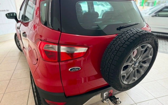 imagem-https://www.socarrao.com.br/sc-vehicle-images-prod/3153229/1789735650270-4mZPoyL0ctUR9MacVJrZ2C5jXz4EpyY7.jpg