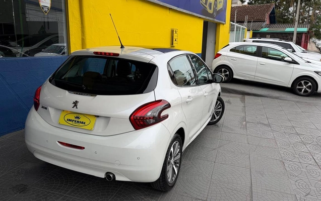 imagem-https://www.socarrao.com.br/sc-vehicle-images-prod/3153241/1786478052735-5e66532f1812466bb067b345d4e3f212_1786476967041.jpg