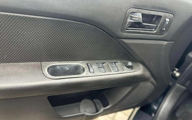 imagem-https://www.socarrao.com.br/sc-vehicle-images-prod/3153296/1786477307055-8139215_0_B_6ede9c7e87.jpeg