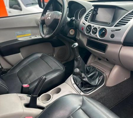 imagem-https://www.socarrao.com.br/sc-vehicle-images-prod/3153336/1789658835470-8278522_0_B_1770c73a1a.jpeg