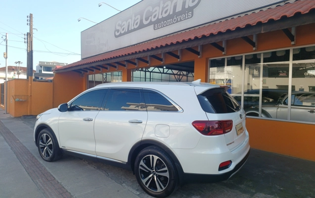 imagem-https://www.socarrao.com.br/sc-vehicle-images-prod/3153452/1787083202311-app-photos-L6gHORppjIDXHD0gfDTtpU8131mCv94L.jpg